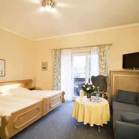 Hotel Bavaria Biohotel 4*